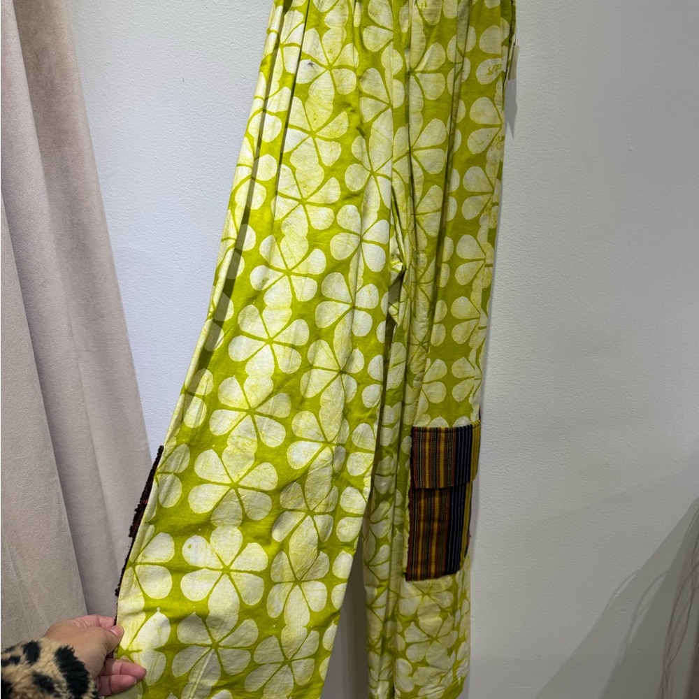 Green And White Patterned With Patchwork Pockets - image 5